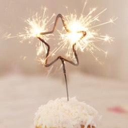 Star Shaped Sparkler (Gold) - M Cake Boutique